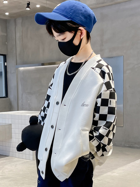 Jarná bunda pre chlapca s potlačou a zapínaním na gombíky