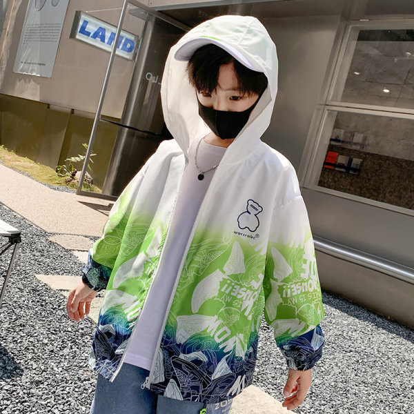 Laisvalaikio vasarinė striukė su gobtuvu ir aplikacijomis