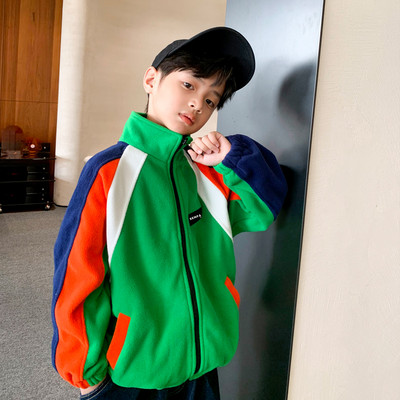 Sportska jakna s visokim ovratnikom za dječake
