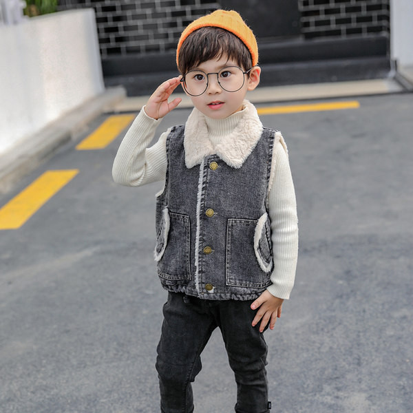 Vesta pentru copii toamna-iarna pentru baieti cu aplicatie si inscriptie