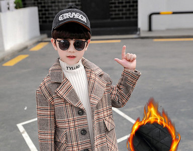 Palton pentru copii in carouri cu nasturi