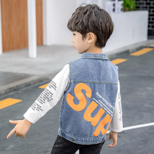 Alkalmi mellény fiúknak két modell felirattal