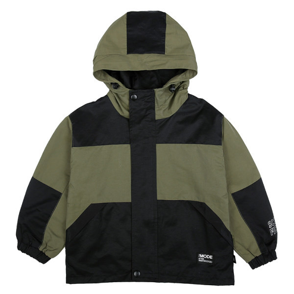 Őszi-tavaszi kabát fiúknak kapucnival