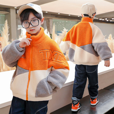 Geaca de toamna iarna pentru baieti cu broderie si guler inalt