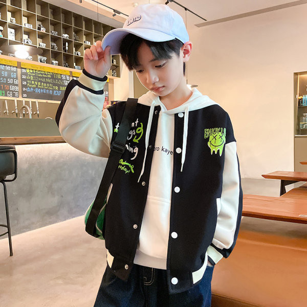 Dječačka bejzbol jakna s printom i kopčanjem na gumbe