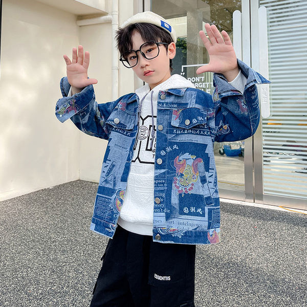 Dječja traper jakna s džepovima u plavoj boji