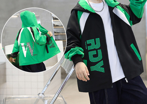 Jesensko-proljetna jakna za dječake s kapuljačom