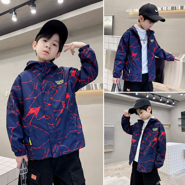 Sportska dječja jakna s patentnim zatvaračem i kapuljačom