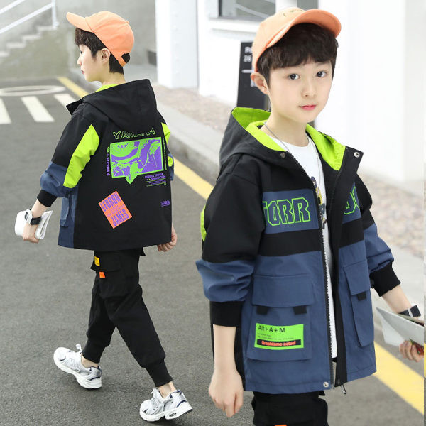 Ležerna jakna s kapuljačom za dječake