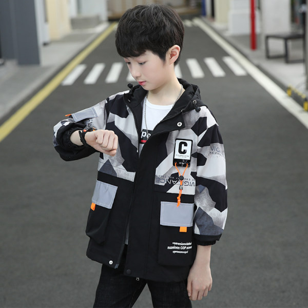 Geaca de copii pentru baieti cu buzunare si inscriptionare