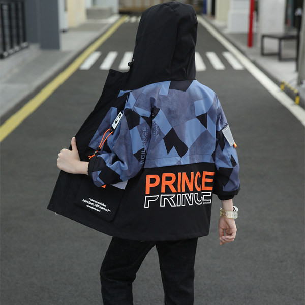 Geaca de copii pentru baieti cu buzunare si inscriptionare