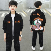 Naujo modelio vaikiška striukė su raštu berniukams