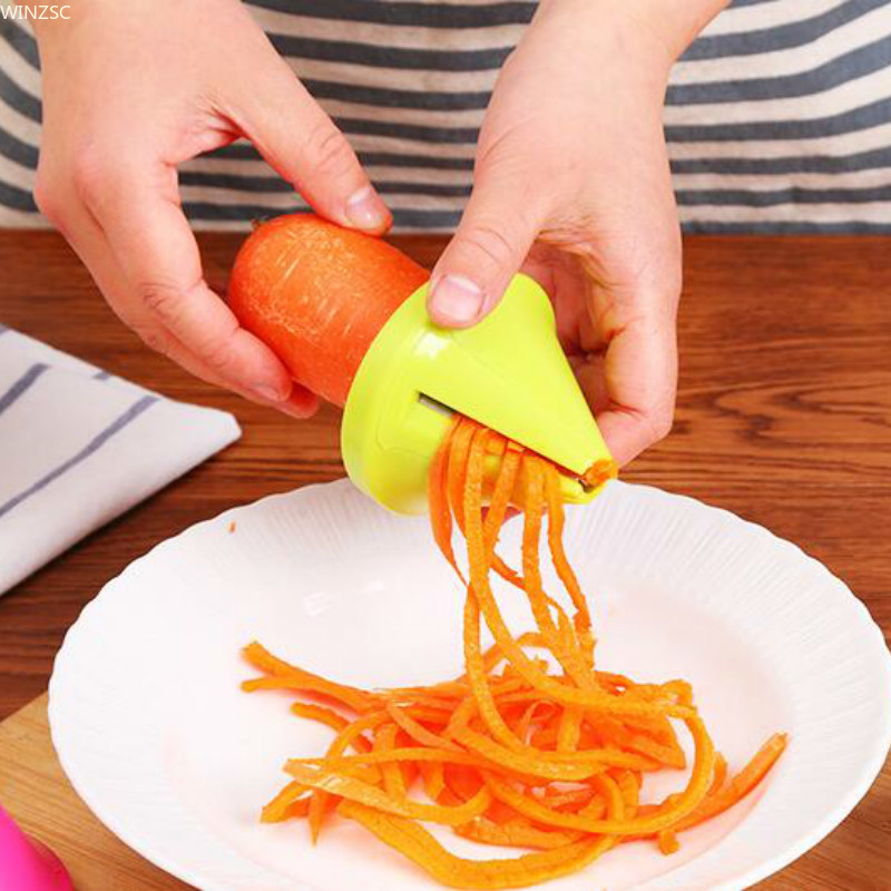 Rankinis žolelių malūnėlis kalendros prieskonių malūnėlis nerūdijančio plieno daržovių smulkintuvas Pagardų konteineris sietas smulkintuvo įrankis