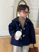 Madingas vaikiškas paltas su gobtuvu berniukams