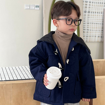 Madingas vaikiškas paltas su gobtuvu berniukams