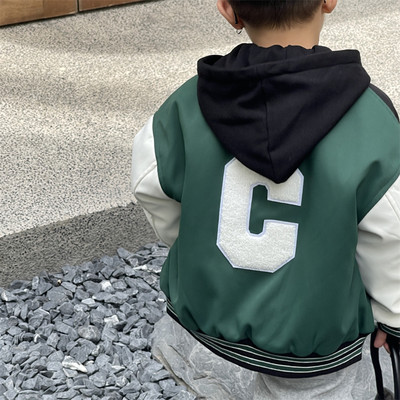 Sportska jakna za dječake s vezom i kopčanjem na gumbe