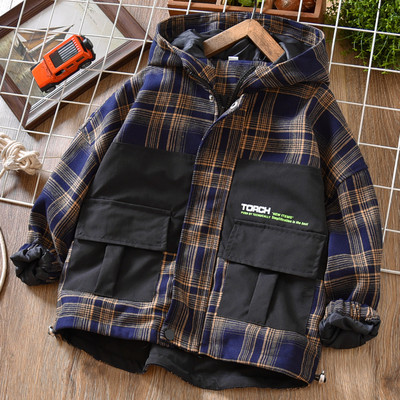 Laisvalaikio vaikiška striukė su gobtuvu ir kišene