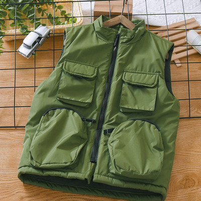 Madinga berniukiška liemenė su užtrauktuku ir kišene