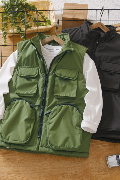 Madinga berniukiška liemenė su užtrauktuku ir kišene