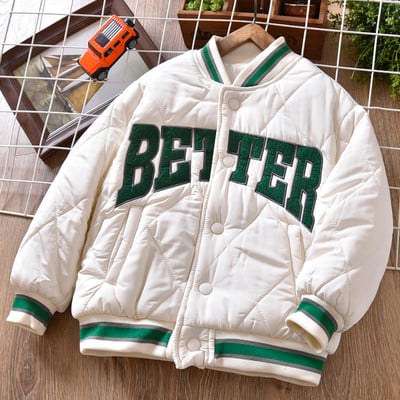 Tikandkirjaga laste pesapallijope poistele