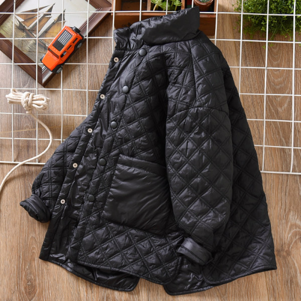 Naujo modelio vaikiška striukė su sagomis berniukams-juodos spalvos