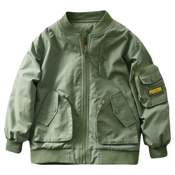 Laisvalaikio striukė su siuvinėjimu ir kišene