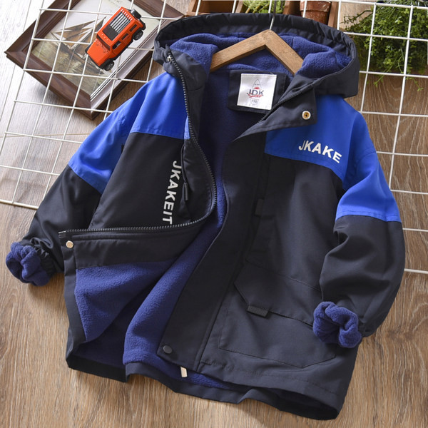 Vaikiška rudeninė striukė su gobtuvu berniukui