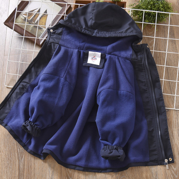 Vaikiška rudeninė striukė su gobtuvu berniukui