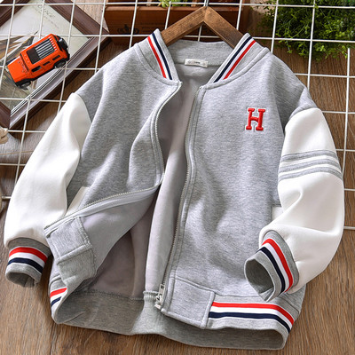 Ležerna jakna s vezom i patentnim zatvaračem