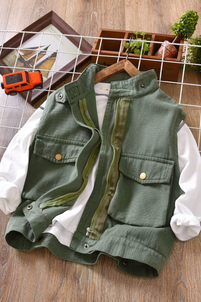 Novi model dječjeg prsluka sa džepovima za dječake