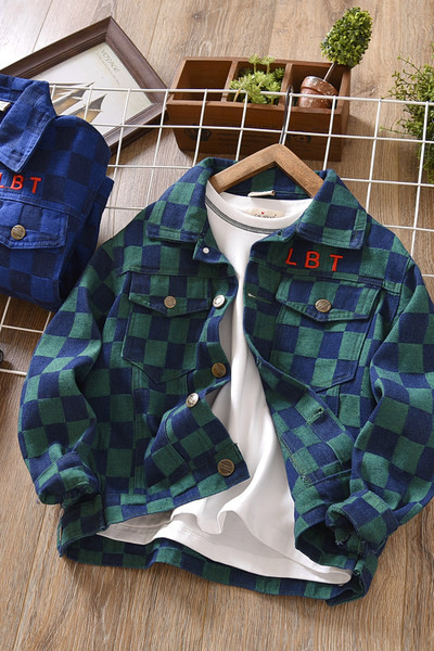 Ležerna dječja jakna za dječake - s vezom