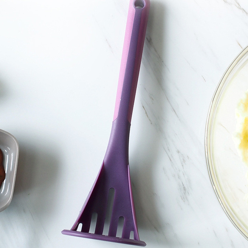 Maisto klasės PP dervos bulvių trintuvas saldžiųjų bulvių vaisių česnako įrankis, atsparus aukštai temperatūrai ir lengvai laikomas neslidžia rankena