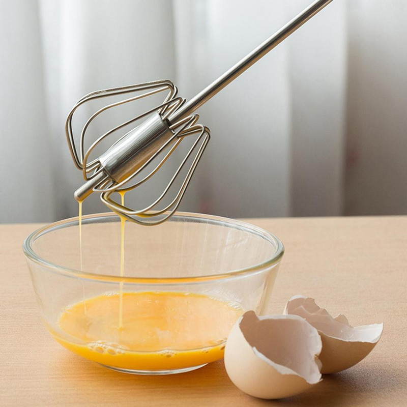 Mixer de mână portabil pentru alimente. Blender de mână.