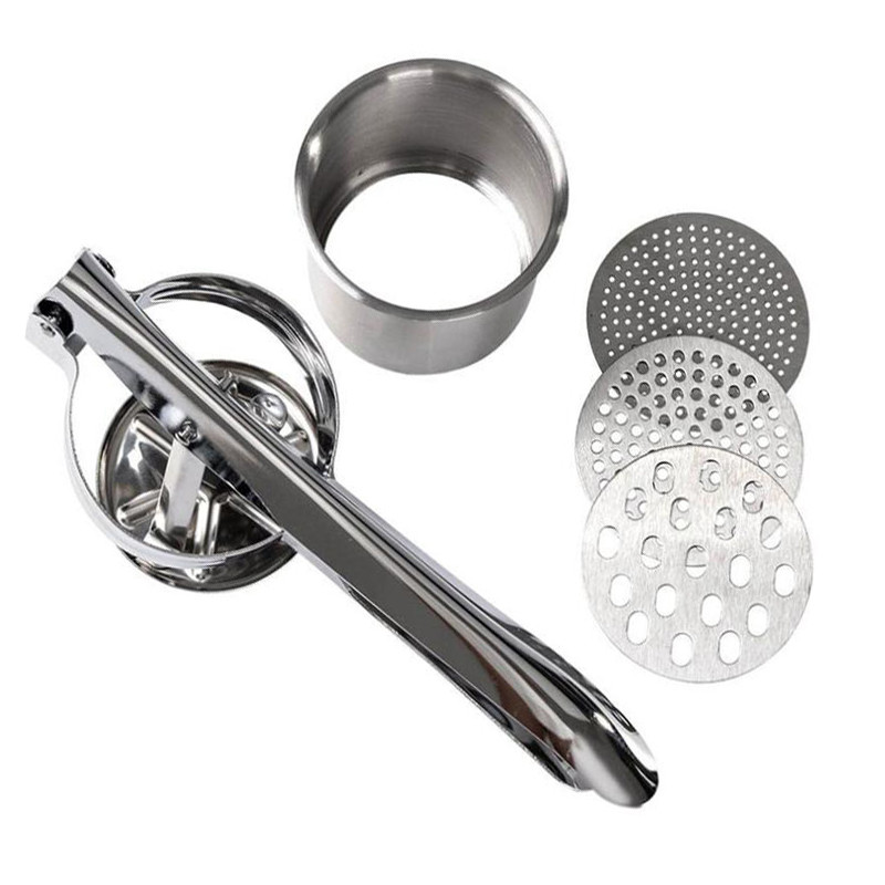 Roostevabast terasest kartulipanija kolme vahetatava peenkettaga silikoonkäepidemega