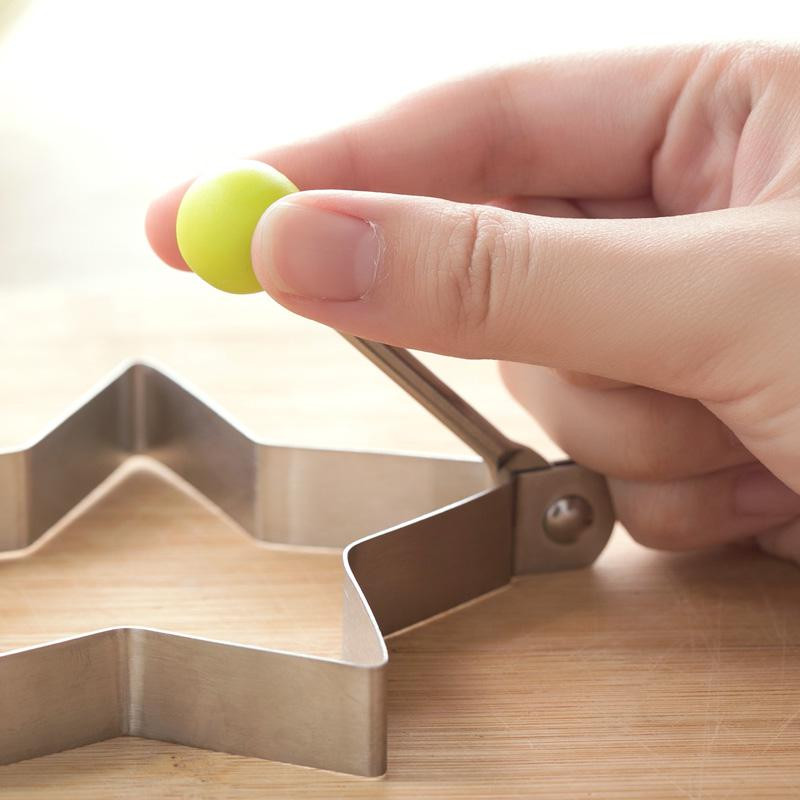 4db Tojásszerszám Sütő Rozsdamentes acél Szív Omlett serpenyős Omlett Készülék Tojásgyűrű Formakészlet Konyhai eszközök