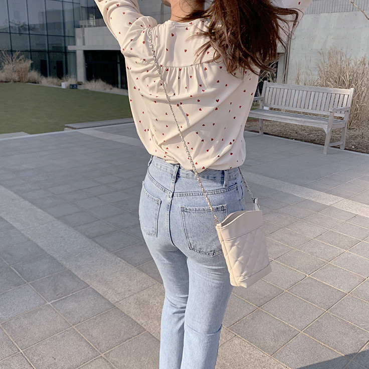 Pavasariniai moteriški šifoniniai marškiniai Korėjietiški madingi balti marškiniai ilgomis rankovėmis Moteriški gatvės drabužiai Biuro palaidinė Elegantiška moteriška širdelės rašto viršūnė