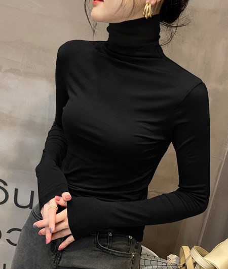 Дамска блуза с поло изчистен модел