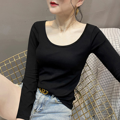 Втален модел дамска блуза с овално деколте