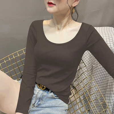 Втален модел дамска блуза с овално деколте