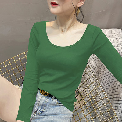 Втален модел дамска блуза с овално деколте