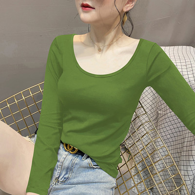 Втален модел дамска блуза с овално деколте