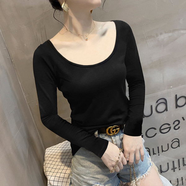 Втален модел дамска блуза с овално деколте