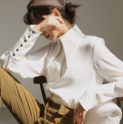 Anglijos stiliaus vintažinė palaidinė, 2020 m. rudens baltos spalvos žibintuvėlis ilgomis rankovėmis, dideliais smailiais atvartais, paprasti, patogūs, laisvi moteriški marškiniai