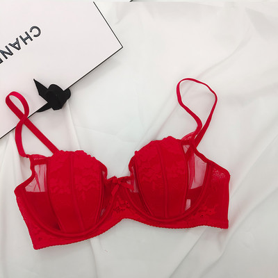 Ženski grudnjak s trakom i vezom