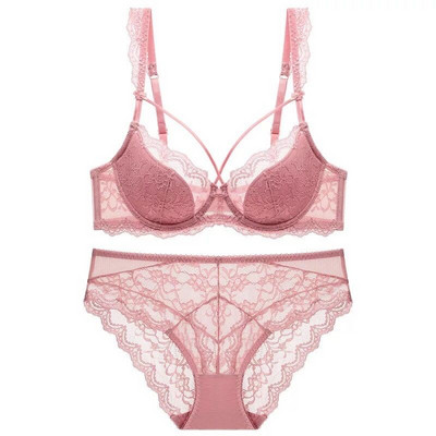 Set sutien și chiloți de damă cu dantelă