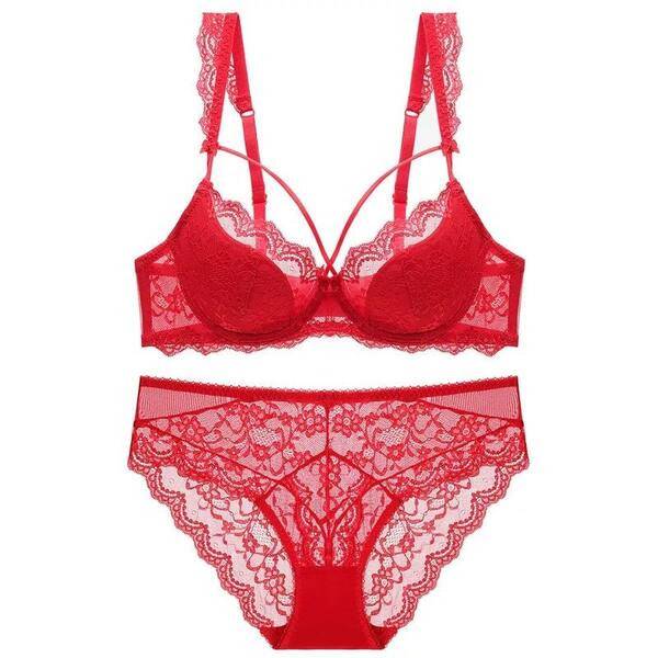 Set sutien și chiloți de damă cu dantelă