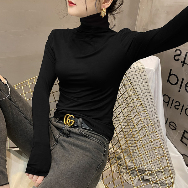 Изчистен модел дамско поло в много цветове