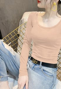 Moteriška palaidinė ilgomis rankovėmis ir O formos iškirpte