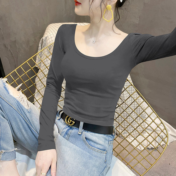 Novi model ženske pripijene bluze sa ovalnim izrezom