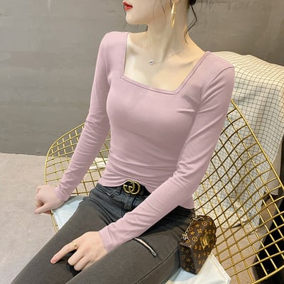 Едноцветна дамска блуза с квадратно деколте